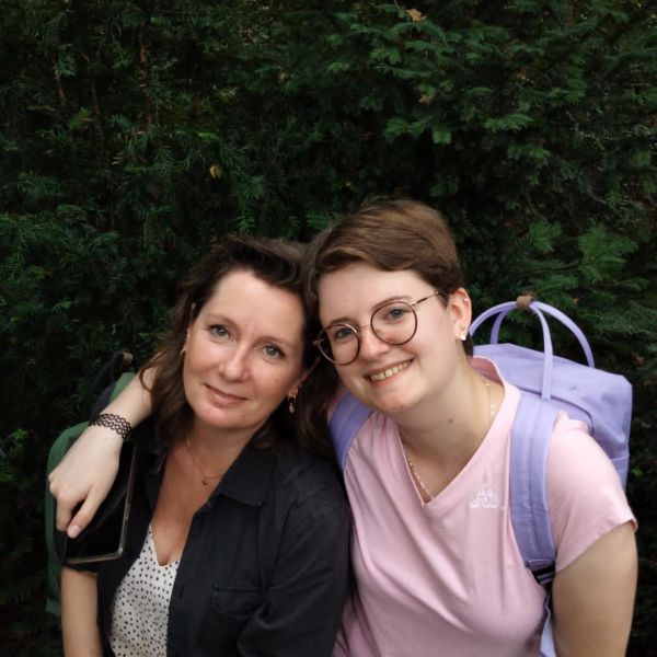 Huisdierenoppas Eva en Liesbeth uit Arnhem
