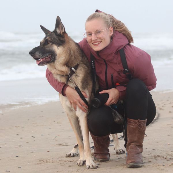 Huisdierenoppas Liz uit Assen