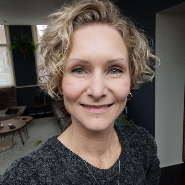 Huisdierenoppas Angela uit Enkhuizen
