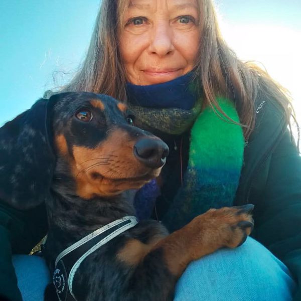 Huisdierenoppas Marlies uit Leens