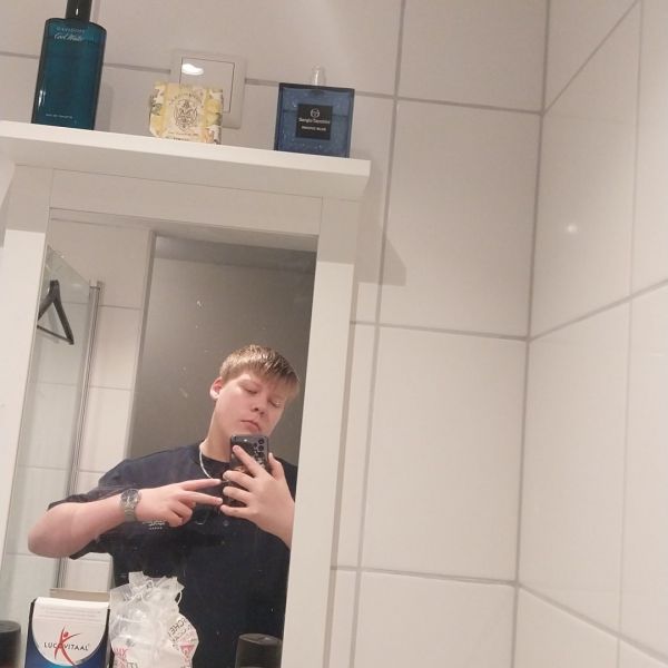 Huisdierenoppas Dustin uit Zoetermeer