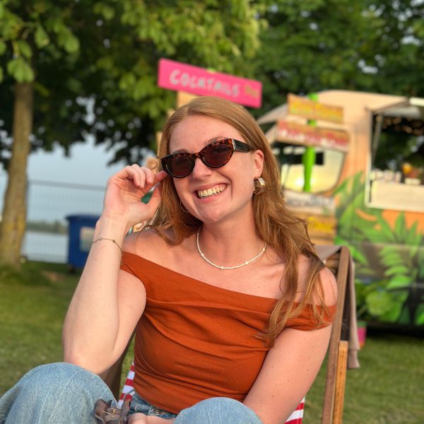 Huisdierenoppas Valerie uit Puttershoek