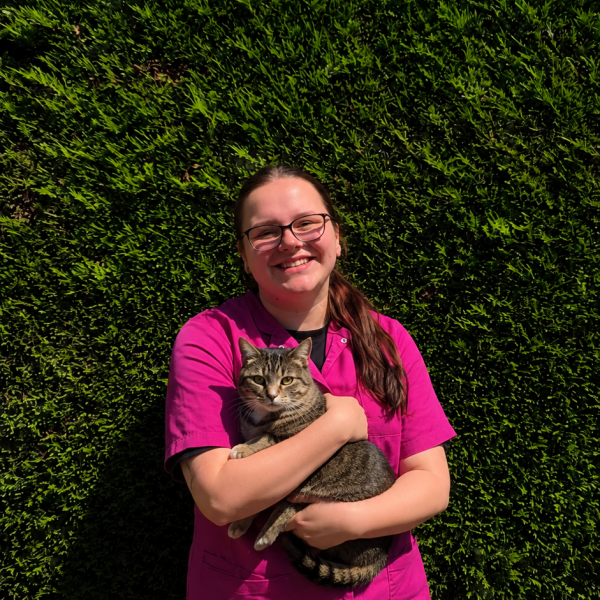 Huisdierenoppas Kayleigh uit Maassluis