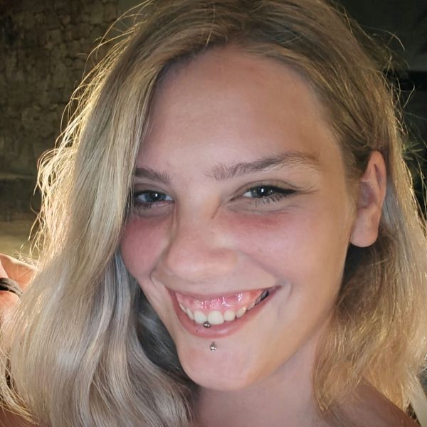 Huisdierenoppas Amber uit Almelo