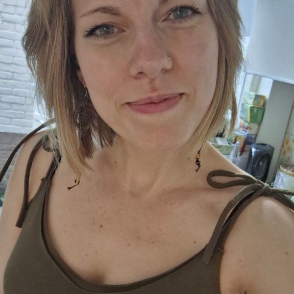 Huisdierenoppas Lieke uit Overdinkel