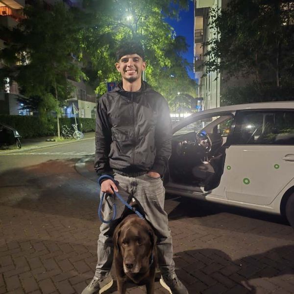 Hondenoppas Ali uit Amsterdam
