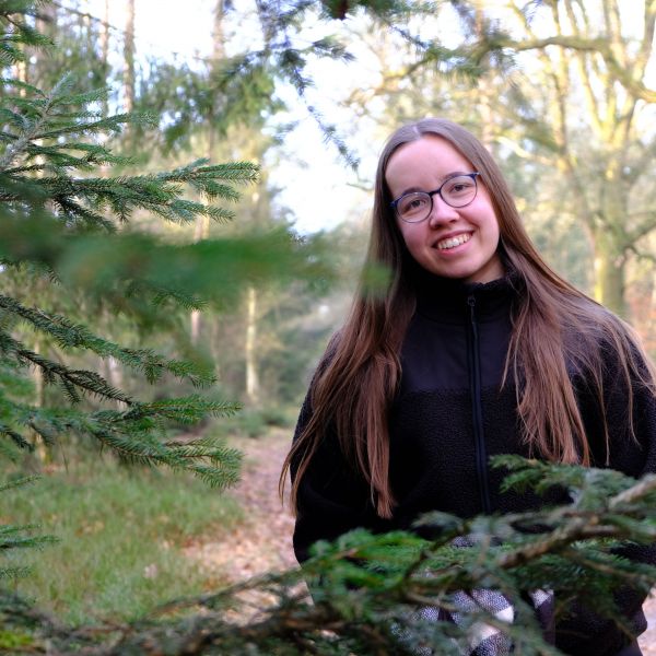 Huisdierenoppas Simone uit Leuth