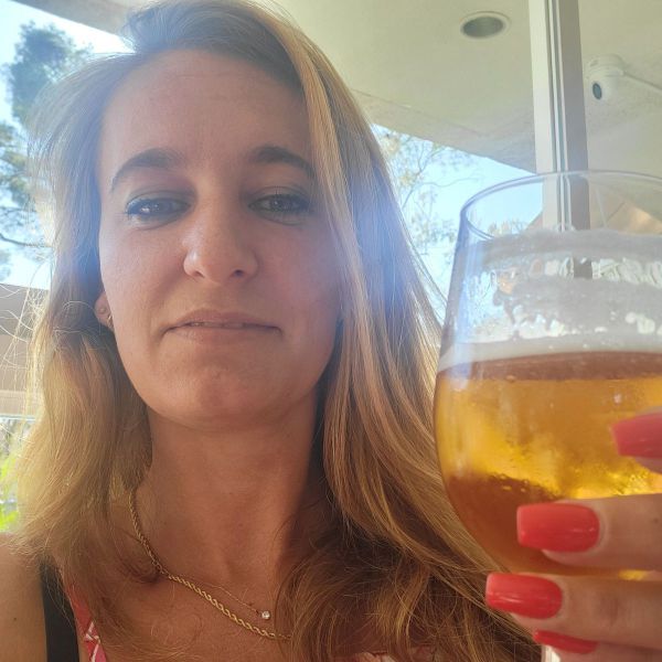 Kattenoppas Sanne uit Nijmegen