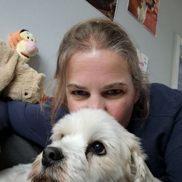 Hondenoppas Viviane uit Hoogeveen