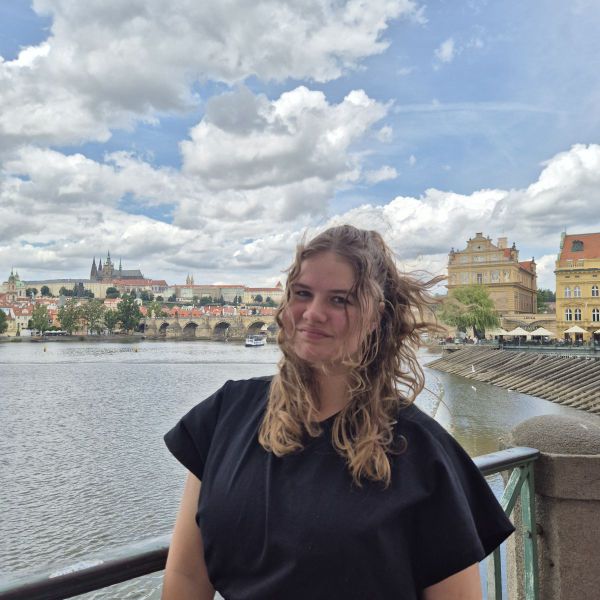 Huisdierenoppas Marlies uit Maartensdijk