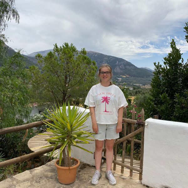 Huisdierenoppas Femke uit Andel