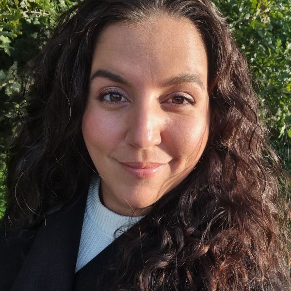 Hondenoppas hatice uit Amsterdam