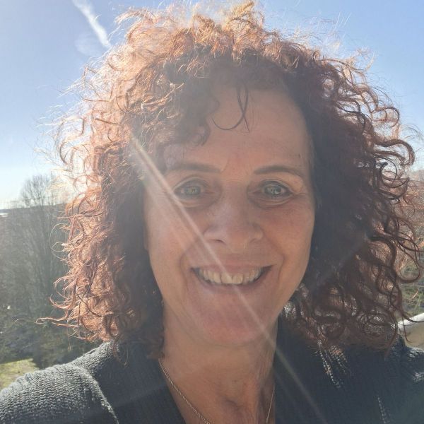 Kattenoppas Jolanda uit Uden