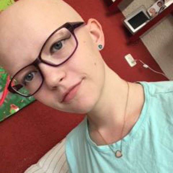 Huisdierenoppas Naomie uit Emmen