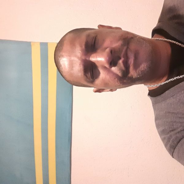 Huisdierenoppas Erick Allee uit Ijmuiden