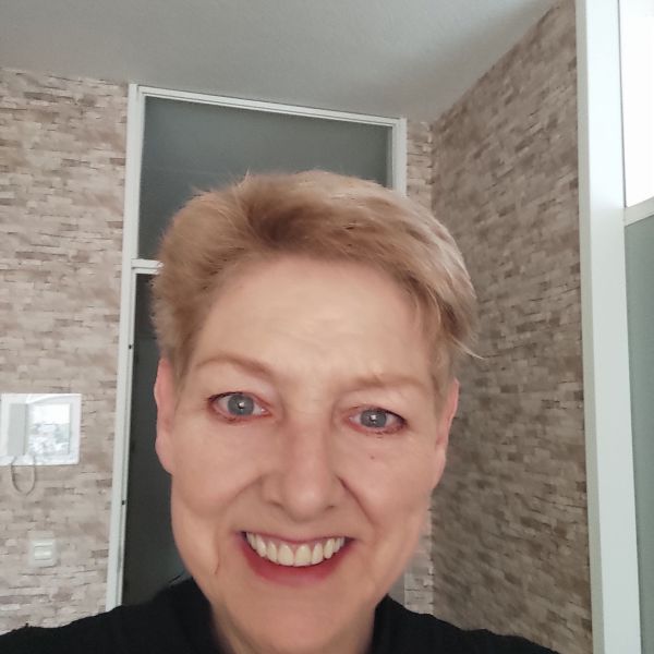 Huisdierenoppas Thea uit Sas Van Gent