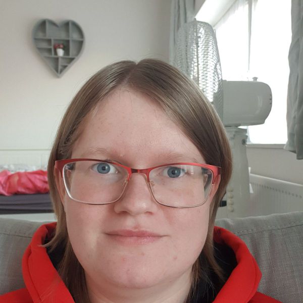 Huisdierenoppas Anita uit Almere