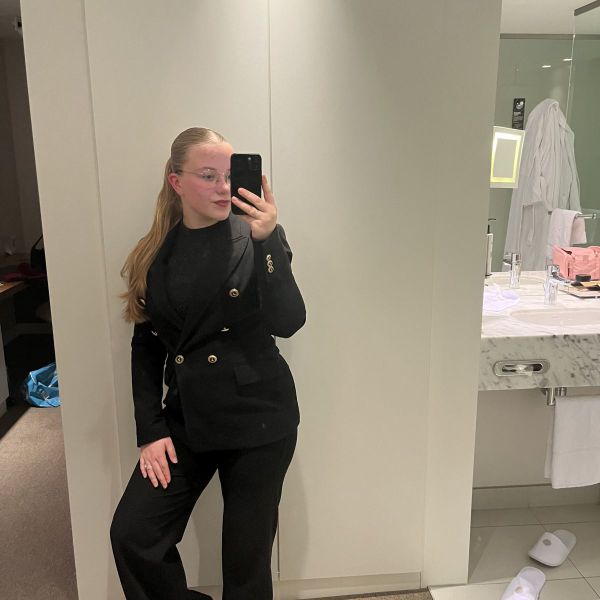 Huisdierenoppas Kirscha uit Leek