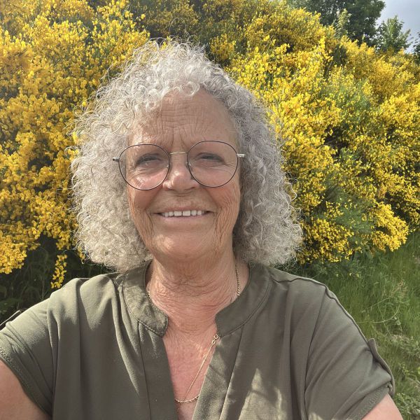Huisdierenoppas Yvonne uit Bakel