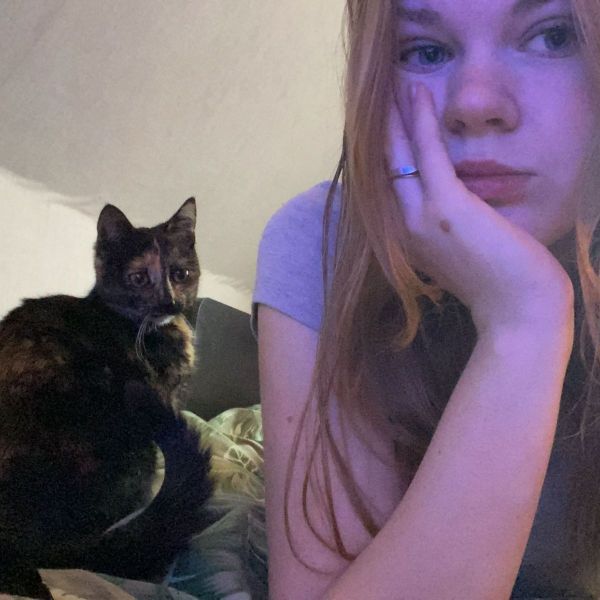 Huisdierenoppas sharissa uit Vlaardingen