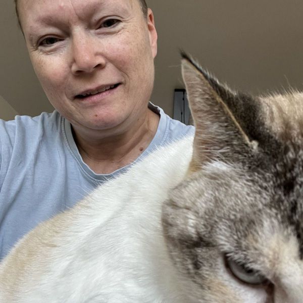 Huisdierenoppas Mariska uit Castricum