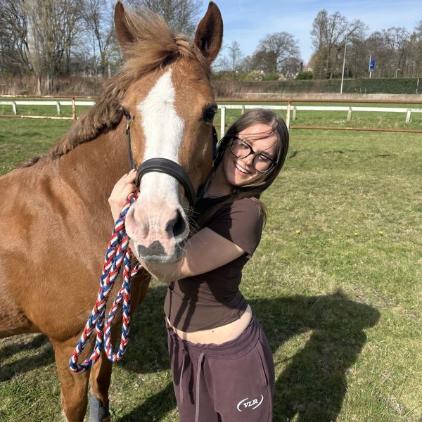 Huisdierenoppas jill uit Wassenaar