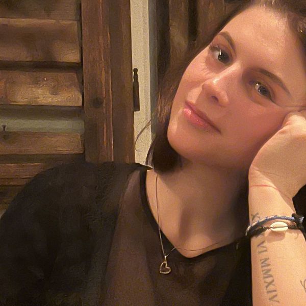 Huisdierenoppas Giulia uit Amsterdam