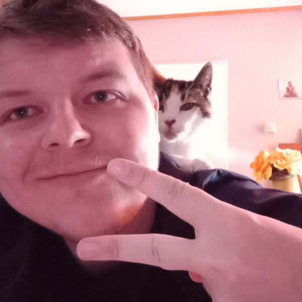 Huisdierenoppas Bryan uit Blijham