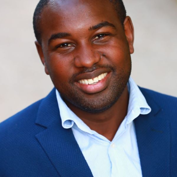 Huisdierenoppas Olivier Kimika uit Leiden