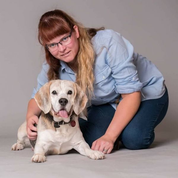 Huisdierenoppas Eveline uit Rumpt
