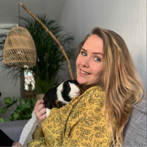 Huisdierenoppas Lisa uit Losser