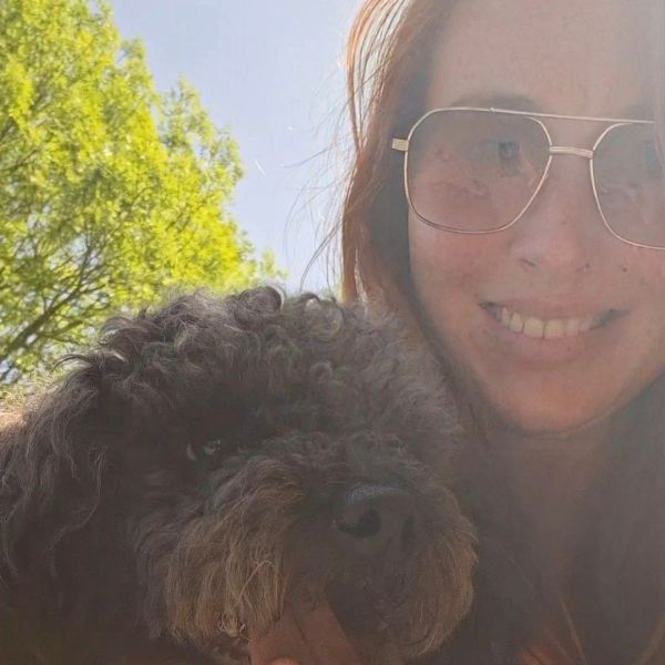Huisdierenoppas Mariska uit Hellevoetsluis