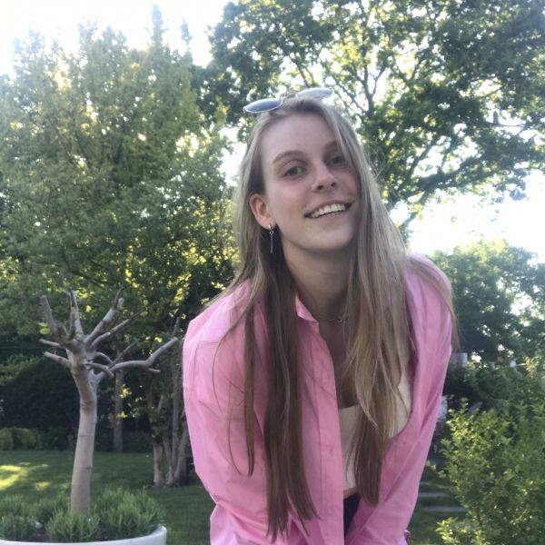 Huisdierenoppas Sanne uit Bavel