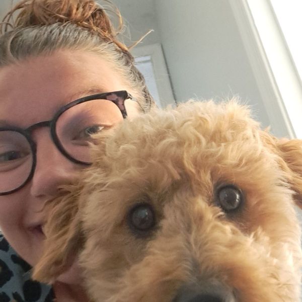 Huisdierenoppas Anna uit Rotterdam