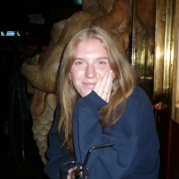 Huisdierenoppas Mandy uit Bussum