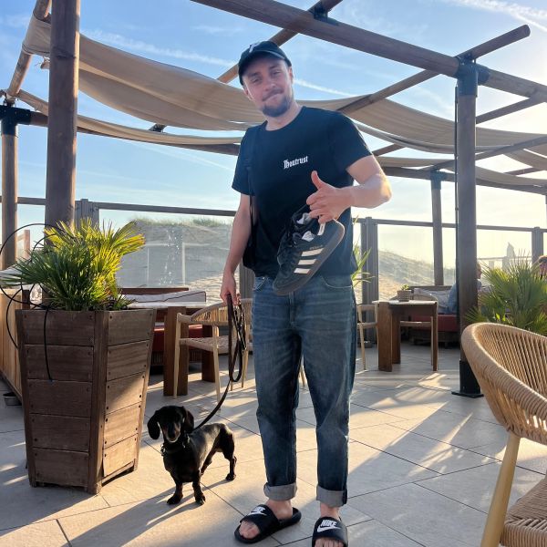 Hondenoppas Jeroen uit Leidschendam