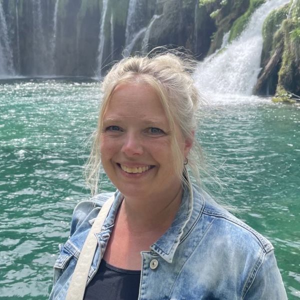 Hondenoppas Anita uit Frieschepalen