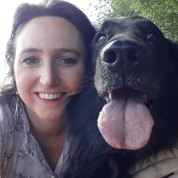 Hondenoppas Caroline uit Holten