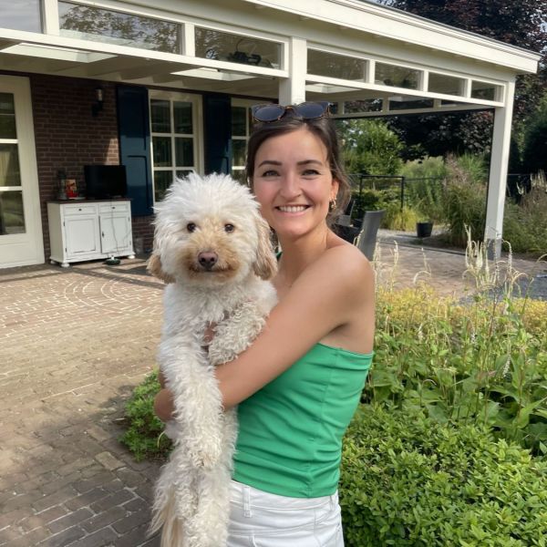 Huisdierenoppas Sanne uit Rosmalen