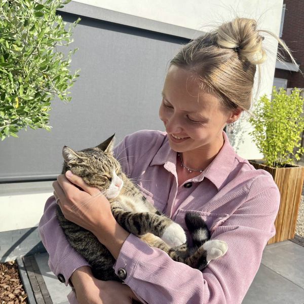 Huisdierenoppas Kim uit Rijsenhout