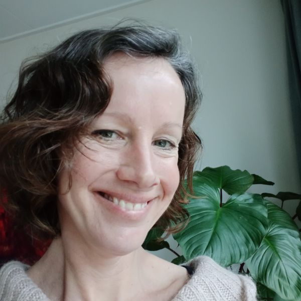 Kattenoppas Heleen uit Yde