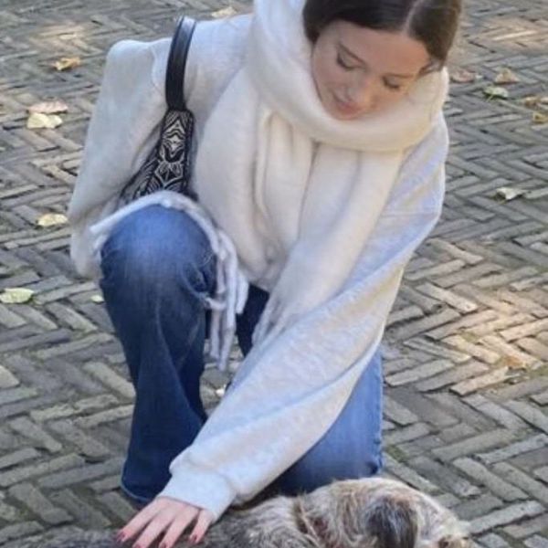 Hondenoppas Lora uit Leidschendam