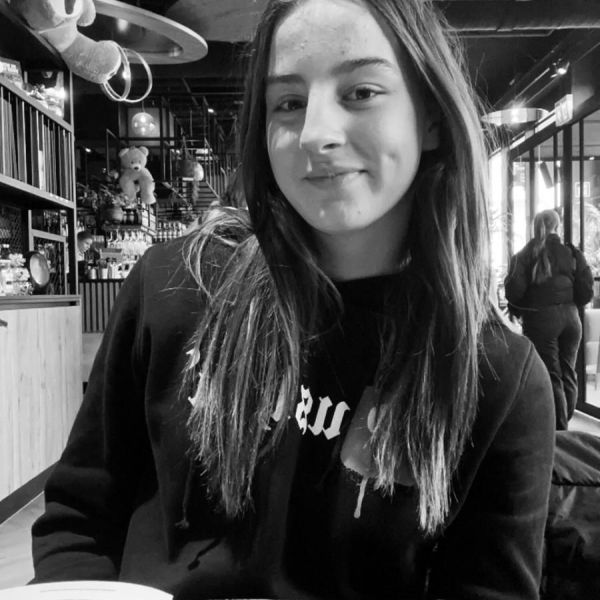 Huisdierenoppas Amila Mustafic uit Drachten