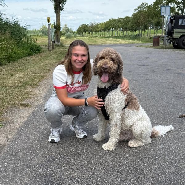 Huisdierenoppas Danique uit Dordrecht