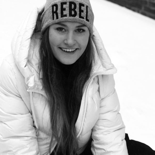 Huisdierenoppas Sarah uit Hoofddorp