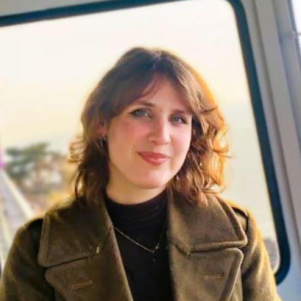 Huisdierenoppas Claire Evers uit Amsterdam