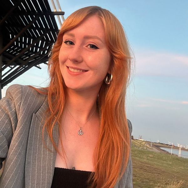 Huisdierenoppas Lotte Van Der Heijden uit Middelburg