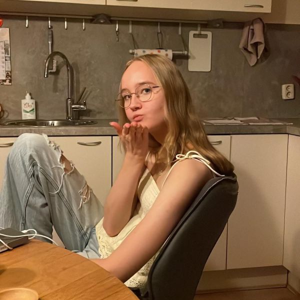 Hondenoppas Iris uit Tiel