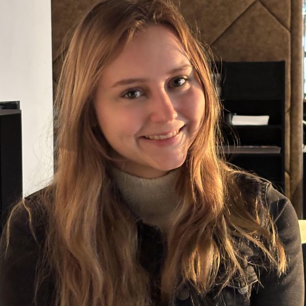 Huisdierenoppas Desiree uit Steenwijk