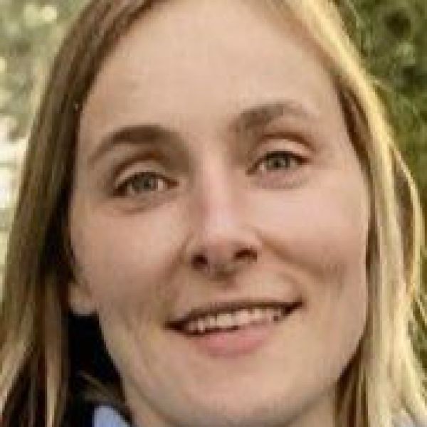 Huisdierenoppas Tessa uit Borne